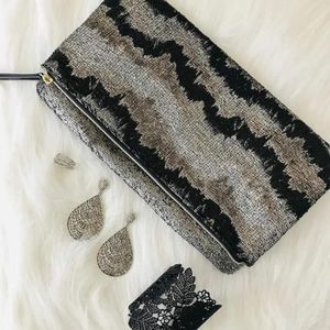 Stella & Dot Metallic Knit Clutch
